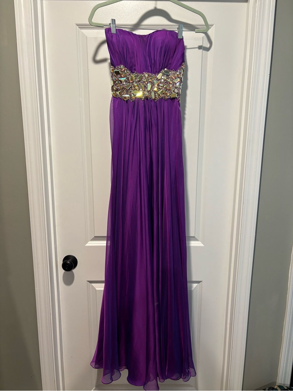 La Femme Strapless Open Back Purple Evening Gown with Beaded Waist Women Size 0
